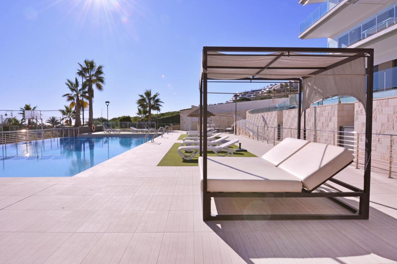 Beachfront Luxury Apartments By Nras Ареналес дел Сол Екстериор снимка